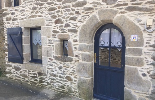 Sarzeau House | our little love nest on the edge of the ocean