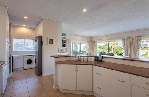 Robberg Beach Villa | Our Seaside Villa | Near Beach, w/Pool & Solar Backup