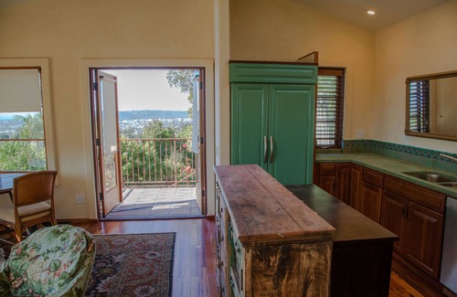Eucalyptus Hill House | Our Spectacular Love Shack with Panoramic Ocean & Island Views