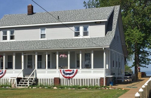 Anchorville Apartment | Our Starboard Cabin is clean & comfy & comes with boat slip & trailer parking!