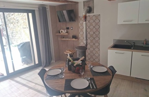 Mirabel-aux-Baronnies House | Oustau d'Esteou near Nyons, Vaison la Romaine and at the foot of the Ventoux mountains