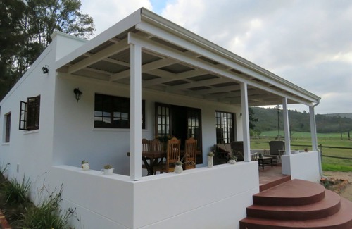 Buffalo Hills Game Reserve Cottage | 'Out of Plett' luxurious 2 bedroom Cape Dutch Cottage in the Bitou river valley