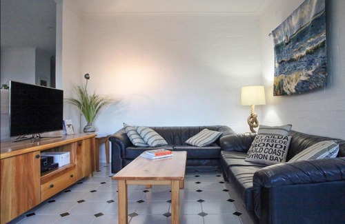 West Busselton House | Out of the Blue I Private Properties
