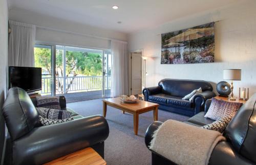 West Busselton House | Out of the Blue I Private Properties
