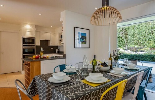 Rock Cottage | OUT OF THE WIND, family friendly, with open fire in Rock
