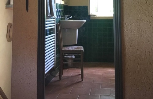 Manaurie Cottage | Outbuilding of a character house