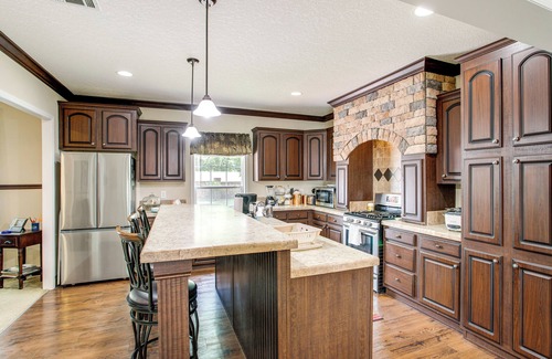 Huntcliff House | Outdoor Dining, Grill & Yard: Eastover Gem!