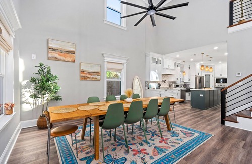 Gulfport House | Outdoor Kitchen - Walk to Beach - Fire Pit - Dogs