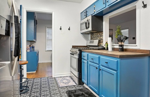 East Memphis House | Outdoor Oasis! Connected to Green Line & Shelby Farms