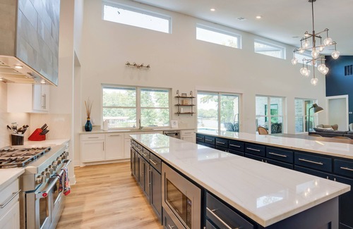 Malakoff House | Outdoor Oasis: Family Malakoff Gem on Cedar Creek!