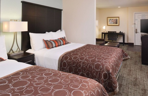 Far North Dallas Apartment | Outdoor Pool + Free Wi-Fi + Free Breakfast Buffet | Comfy Studio