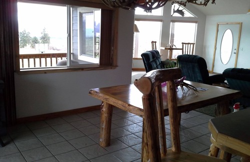 Corvallis House | Outdoorsmans Paradise