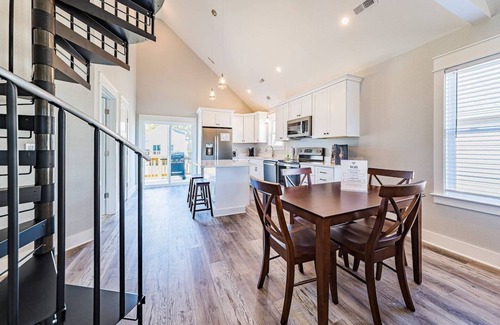 Harbinger House | Outer Banks Golf Group Cottage