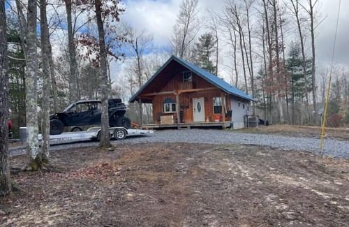 Bluewell Cabin | Outlaw Acres at Hatfield McCoy