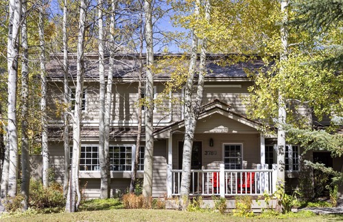 Moose Wilson Road House | Outpost: Aspens House with Private Hot Tub & AC