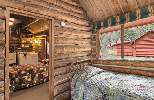 Cheyenne Crossing Cabin | Outpost Cabin With Sleeping Porch