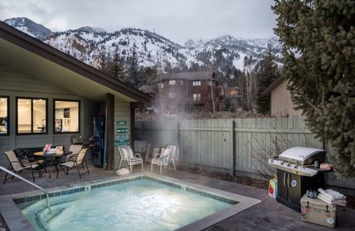 Teton Village House | Outpost: Eagles Rest 2 - Renovated, Private HotTub