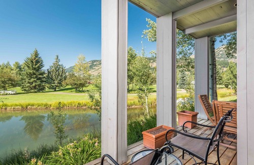 Teton Pines Condo | Outpost: Granite Canyon at Teton Pines