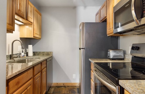 Teton Village Condo | Outpost: Tensleep B5 - Hot Tub Access and A/C!