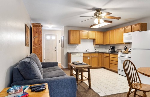 Jackson Apartment | Outpost: Town Square Lodge 6 - Close to Town