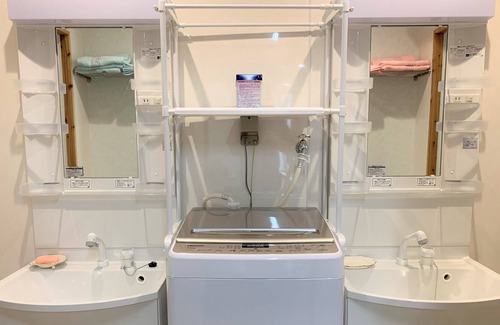 Taketomi-jima Taketomi-cho Condo | Outstanding convenience in the Okawa Stay city center!Up to 11 people OK!Let's stay with family and friends!