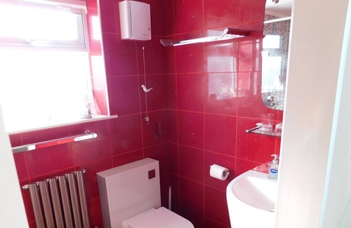 Treknow Apartment | Outstanding Prime Position Coastal Property