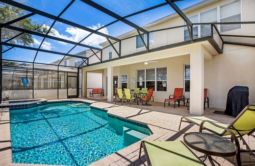 Windsor Hills Villa | Outstanding 6 Bed Villa, Pool & Spa, Superb Lakefront Setting, 5* Windsor Hills
