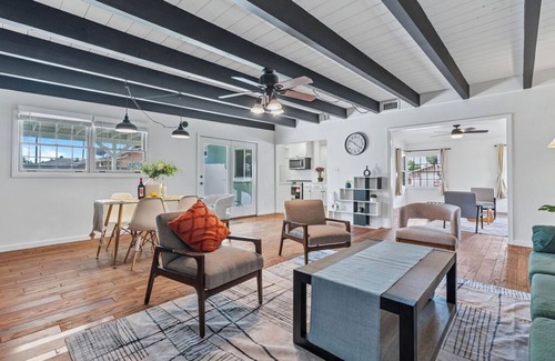 Northwest Anaheim House | Outstanding Home for Family Close to Disneyland