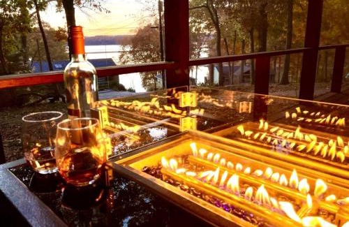 Cadiz House | Outstanding Lakefront Cottage with Fire Pit in Cadiz, Kentucky