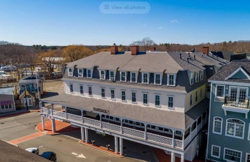 York Beach Condo | Outstanding location in the heart of Shorts Sands Village