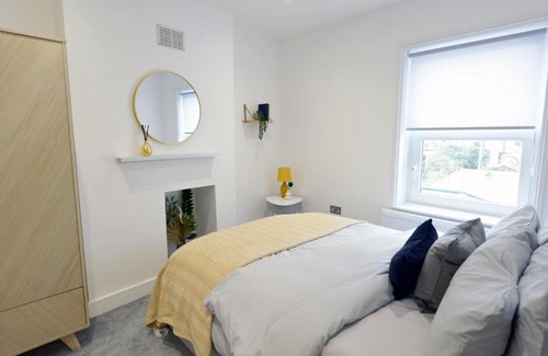 Littlehampton House | Outstanding modernised 3/4 double bedroomed house