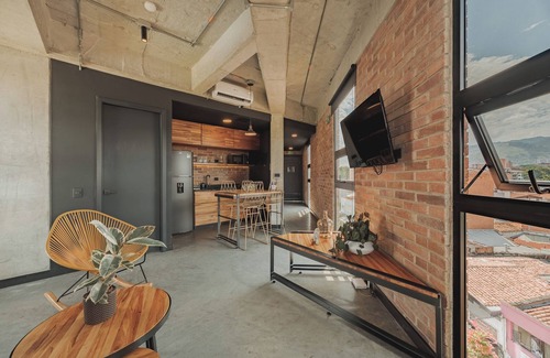 Laureles Apartment | Outstanding Rustic Flat in the center of Laureles