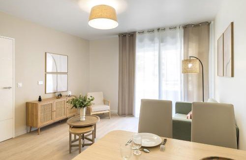 Downtown Angers Apartment | OVELIA Angers - Les Jardins d'Arborescence