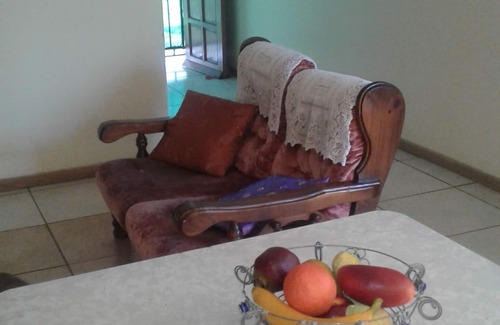Alberton Cottage | OVER NIGHT ACCOMMODATION BB