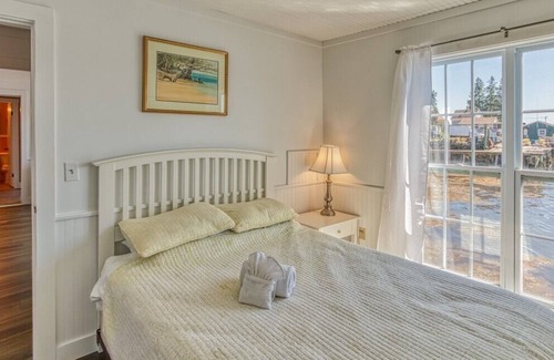 Boothbay Harbor House | Over the Water Home