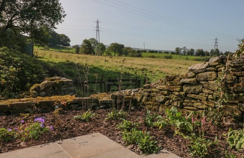 Little Hayfield Cottage | Overlea Cottage