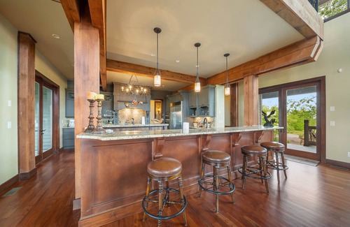 Frank House | Overlook at Wilderness Trail - Luxury custom home with Multi state views of TN and VA