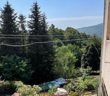 Cireglio Apartment | Overlook Cireglio JR