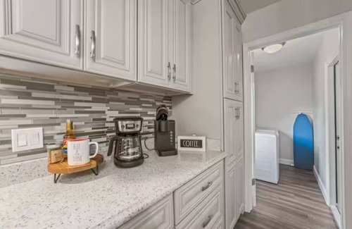 Brandon House | Oversized 4bed + Converted Bedroom, Pool + Hot Tub