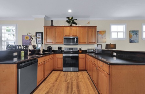 Islamorada Villa | Oversized Islamorada Villa 110 in Gated Anglers Reef: Pool, Kayaks, Bikes, Beach