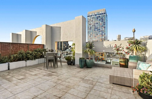 Darling Harbour House | Oversized Rooftop Terrace Pyrmont | 1 Bdrm