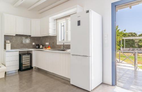 Kato Fellos Apartment | Ow Andros Suite 3,Private Whirlpool