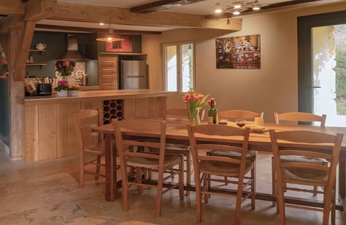 Payrac Cottage | Owi – Holiday Home in Nature, Wheelchair Accessible with Pool & Sauna