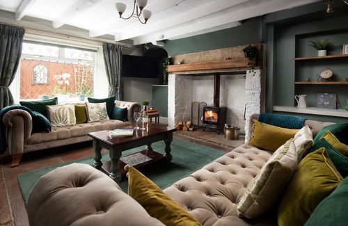 Morpeth House | OWL COTTAGE, family friendly, country holiday cottage in Morpeth