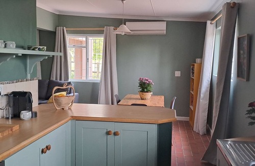 Stellenbosch Cottage | Owl Cottage
