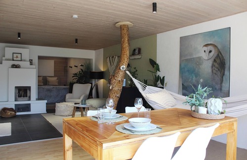 Uehlingen-Birkendorf Apartment | Owl hatch
