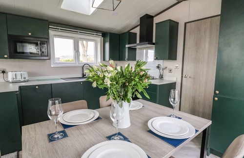 Trefeglwys Cottage | OWLS MEADOW, romantic, character holiday cottage in Trefeglwys