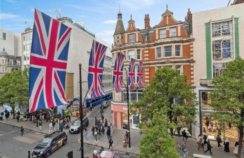 City of Westminster Apartment | Oxford Street 1 Bedroom Shopping Retreat! 3GC