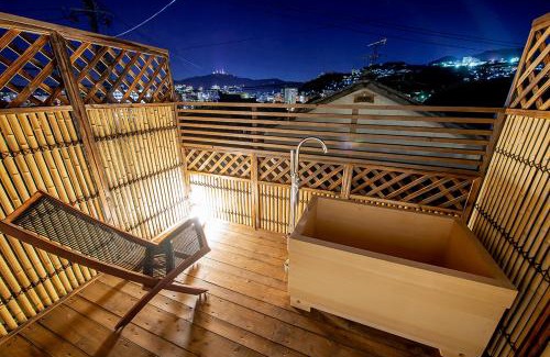 Nagasaki House | 【Oyado龍】檜の露天風呂付 和モダンな古民家115㎡貸し切りの宿 1日1組限定【8名宿泊可能】