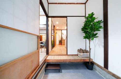 Gifu Villa | oyadoya gifu ryoge 岐阜駅車10分 駅徒歩圏内 大人数貸切 最大11名 駐車場2台有り